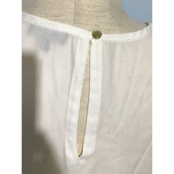 Vince Camuto Cream Sleeveless Keyhole Pleated Top MED - Picture 5 of 7